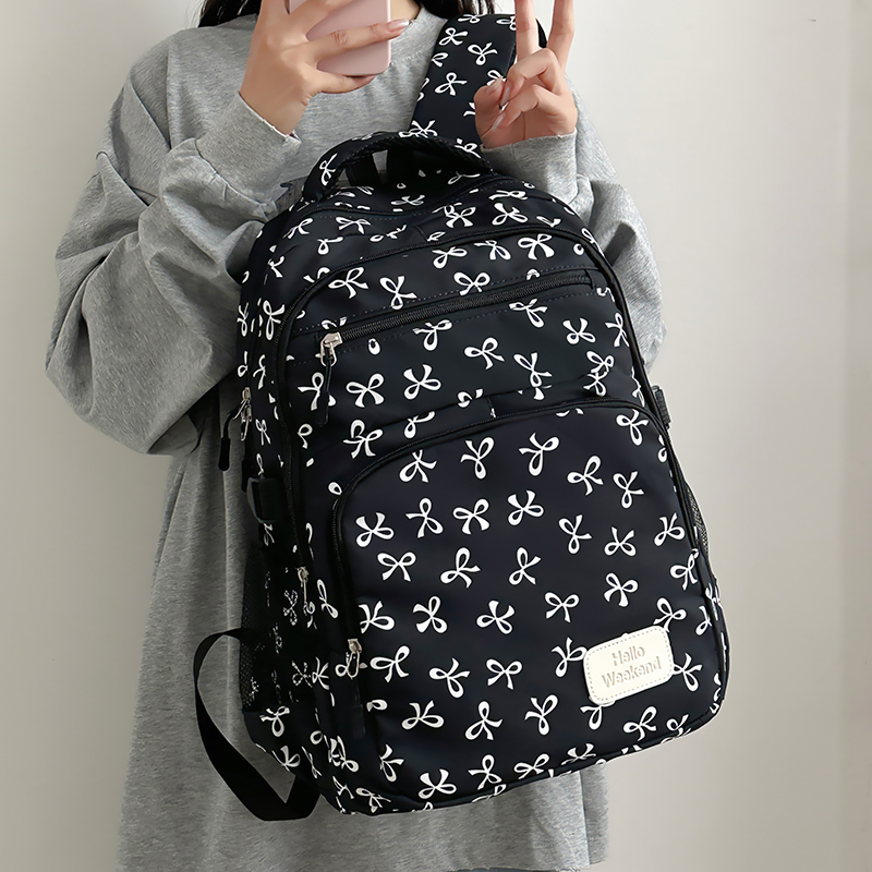 Sling Backpack Shoulder - حقيبة ظهر بطبعة فيونكة لطيفة مكونة