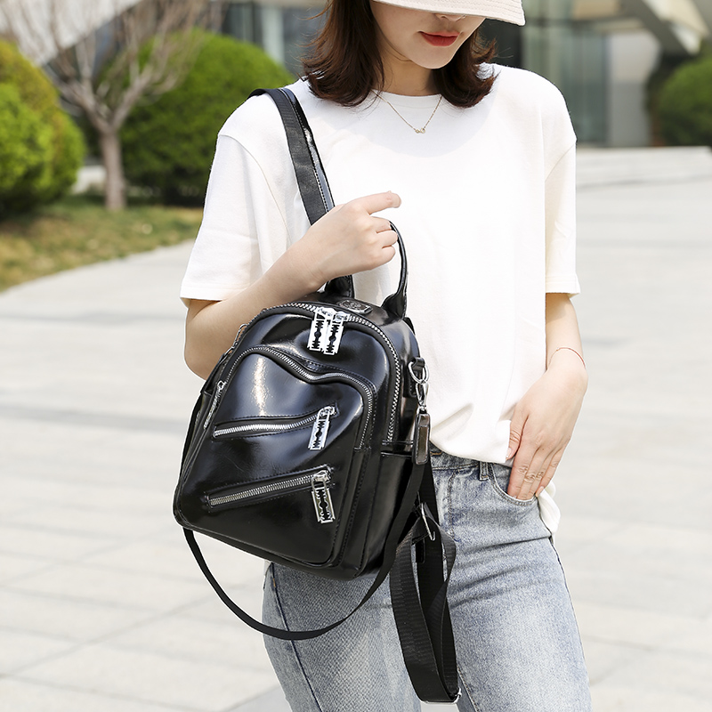 حقيبة ظهر عصرية للنساء من الجل - مراجعة Mini Backpack Purse وسعره