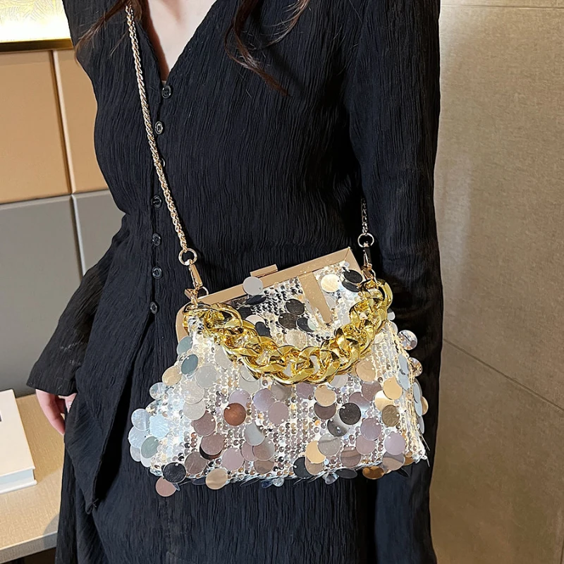 حقيبة حفاضات عصرية بتصميم بسيط - مراجعة Leather Backpack Vintage وسعره