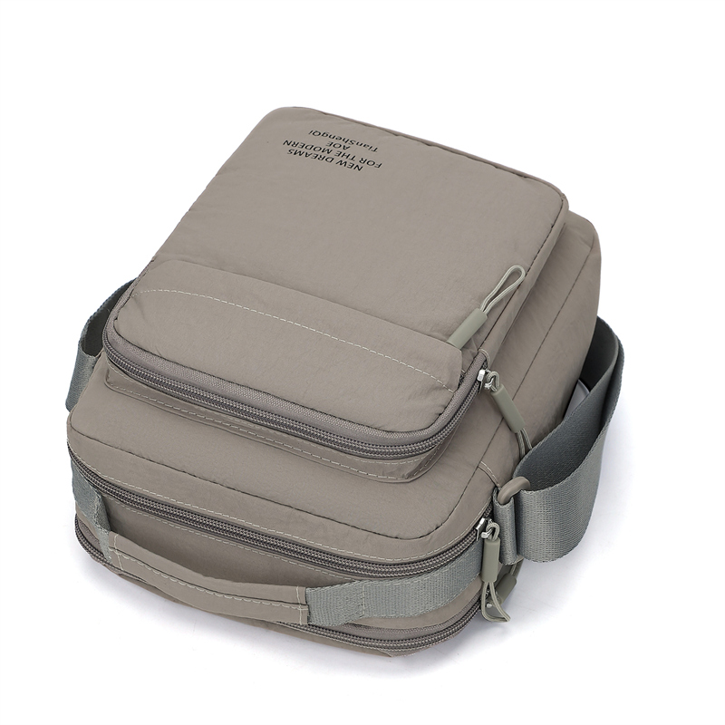 حقيبة ظهر رجالية من النايلون ب - مراجعة Sling Backpack Shoulder وسعره