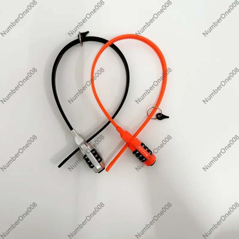 قفل كابل 5 في 1 للدراجات والحق - مراجعة Backpack Lock Combo وسعره