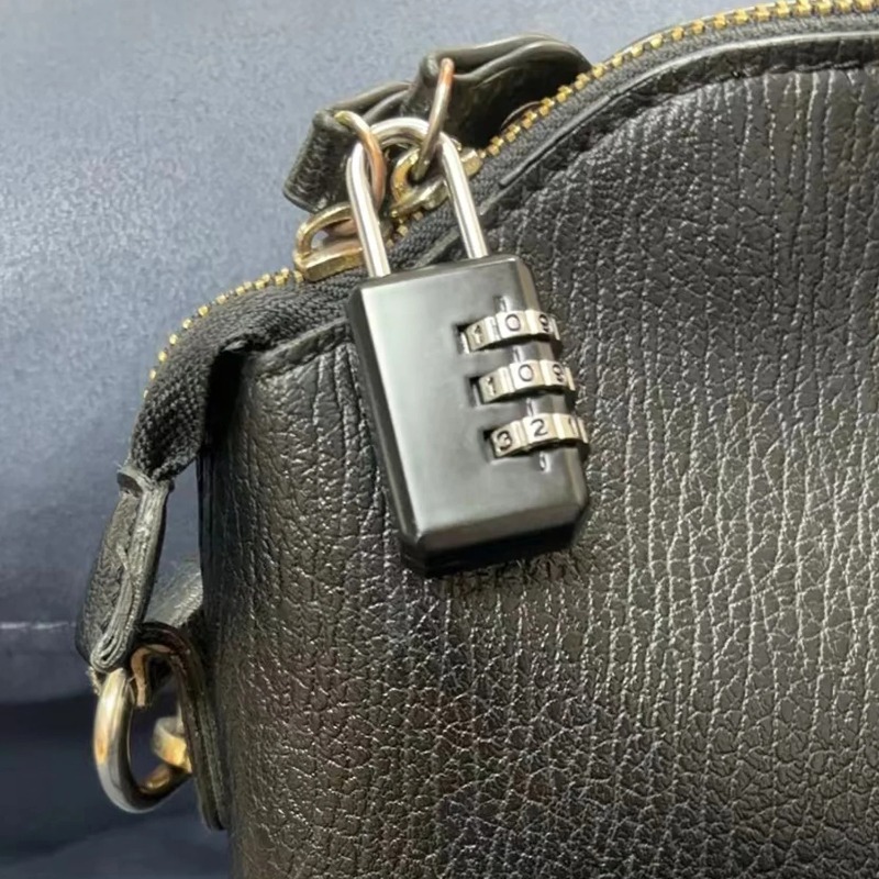 قفل رقمي صغير بثلاثة أرقام للأ - مراجعة Backpack Lock Combo وسعره