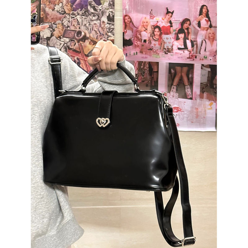حقيبة ظهر كلاسيكية سوداء Y2k M - مراجعة Leather Backpack Vintage وسعره