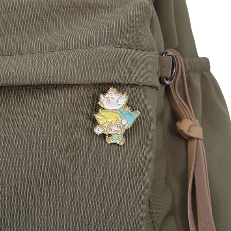 دبابيس وشارات مينا بتصميم ألعا - مراجعة Fashion Backpack Women وسعره